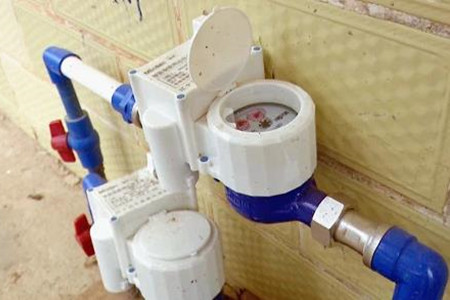 飲(yǐn)用水水(shuǐ)表如何(he)做好防(fang)凍，這份(fèn)指南請(qǐng)接收！